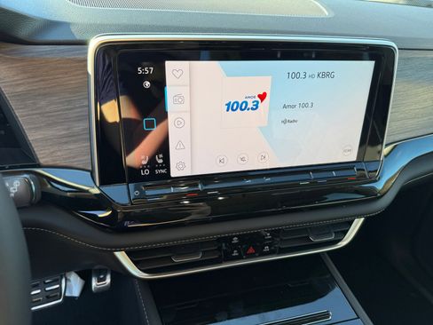 New 2026 Volkswagen Atlas SEL Premium R-Line image 12