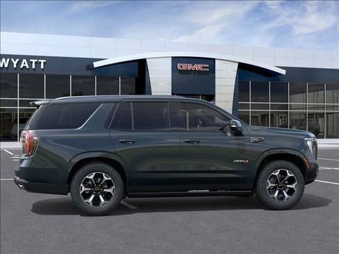 New 2026 GMC Yukon AT4 w/ AT4 Premium Package image 6