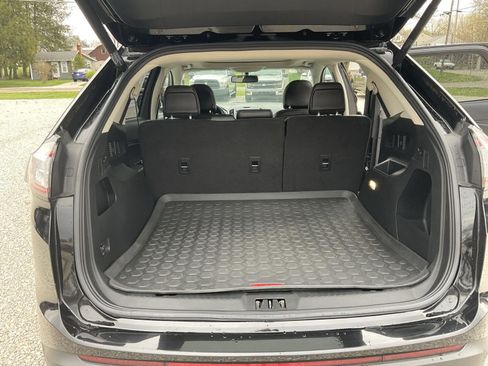 Used 2018 Ford Edge SEL w/ Equipment Group 201A image 10