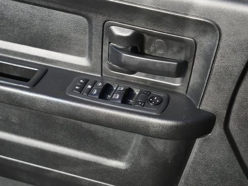 Used 2020 RAM 5500 Tradesman w/ Safety Group image 28