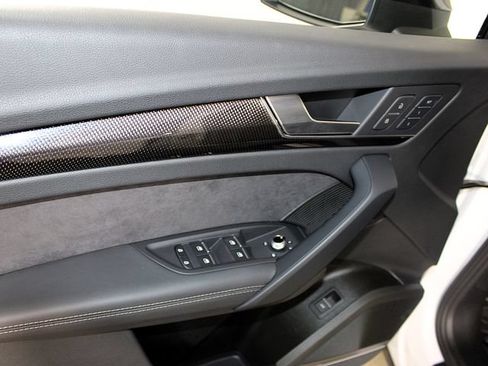 Used 2025 Audi SQ5 Premium Plus AWD/4WD image 18