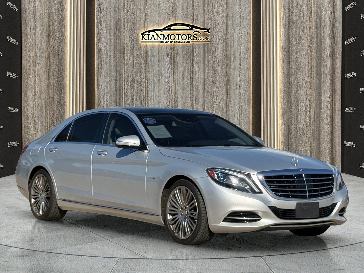 Used 2017 Mercedes-Benz S 550e image 1
