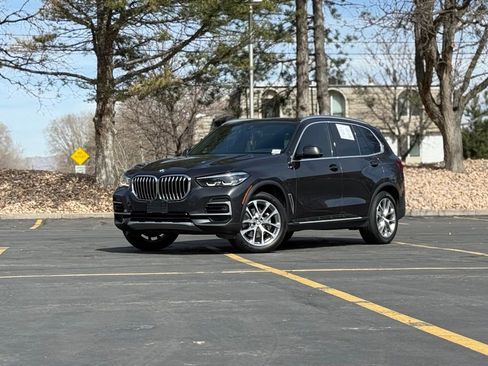 Used 2023 BMW X5 xDrive40i w/ Premium Package image 1
