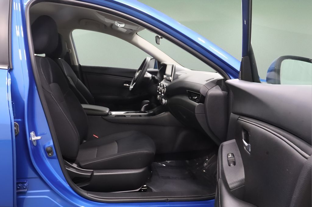 Used 2023 Nissan Sentra SV FWD image 16