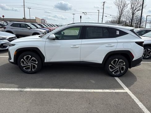 New 2026 Hyundai Tucson Limited AWD/4WD image 2