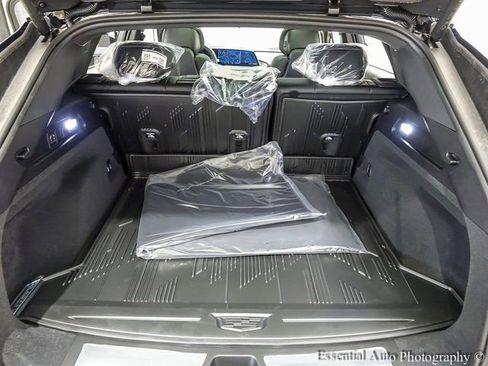New 2025 Cadillac Lyriq Luxury w/ LPO, Floor Liner Package image 20