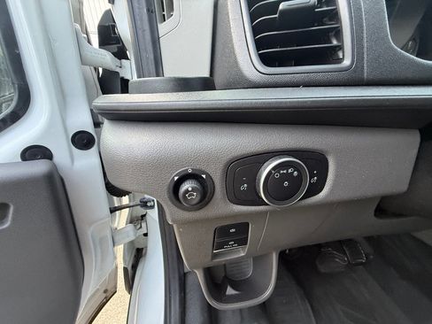Used 2021 Ford Transit 250 Medium Roof RWD image 20