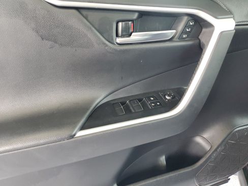 Used 2019 Toyota RAV4 Limited w/ All Weather Liner Package AWD/4WD image 15