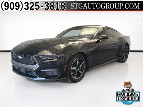 Used 2025 Ford Mustang Coupe image 1