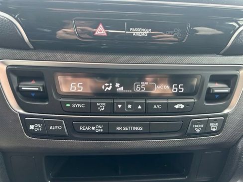 Used 2024 Honda Ridgeline Sport image 41
