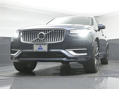 Used 2024 Volvo XC90 B6 Plus w/ Protection Package Premier image 39