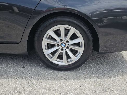 Used 2016 BMW 528i xDrive Sedan AWD/4WD image 11