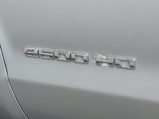 Used 2019 Chevrolet Silverado 2500 W/T AWD/4WD image 13