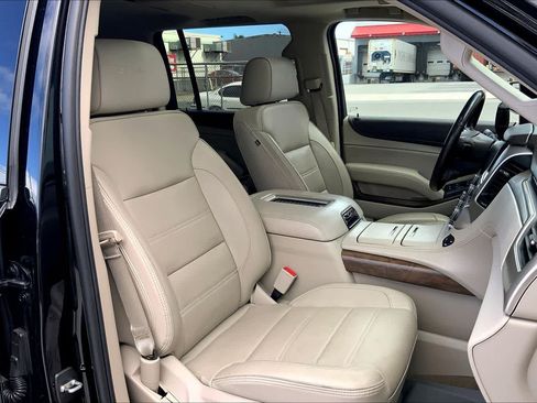 Used 2018 GMC Yukon XL Denali w/ Denali Ultimate Package AWD/4WD image 13