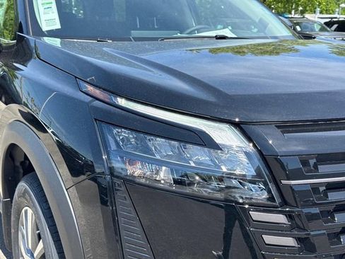 New 2026 Nissan Pathfinder SL AWD/4WD image 10