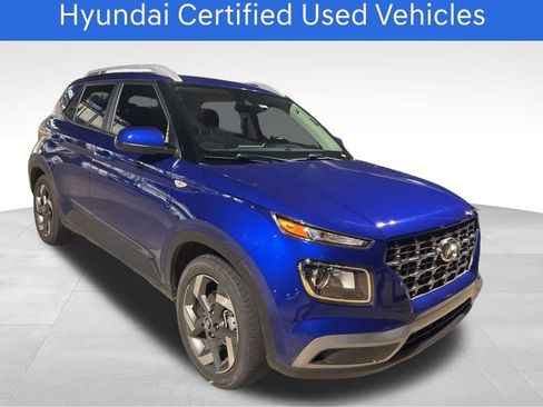 Certified 2021 Hyundai Venue SEL image 2