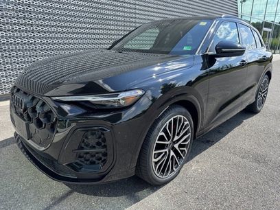 New 2025 Audi SQ5 Premium Plus