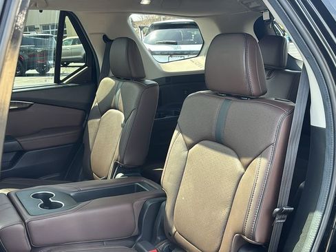 Used 2024 Honda Pilot Elite image 28