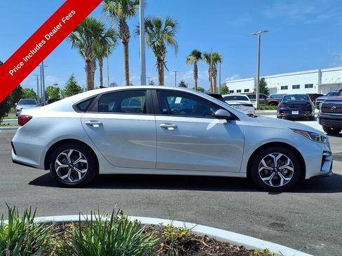 Used 2021 Kia Forte LXS FWD image 9
