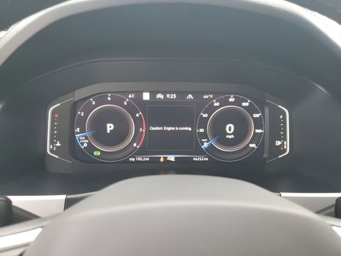 Used 2023 Volkswagen Atlas Cross Sport SEL Premium R-Line image 37