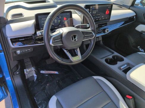 Used 2024 Honda Prologue Elite image 2