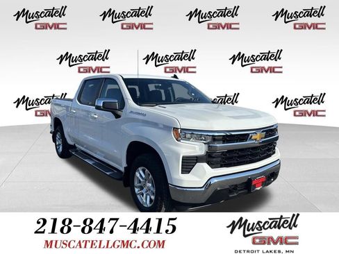 Used 2025 Chevrolet Silverado 1500 LT AWD/4WD image 1
