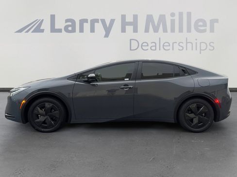 Certified 2026 Toyota Prius LE image 2