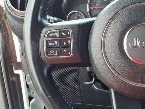 Used 2013 Jeep Wrangler Unlimited Sport AWD/4WD image 16