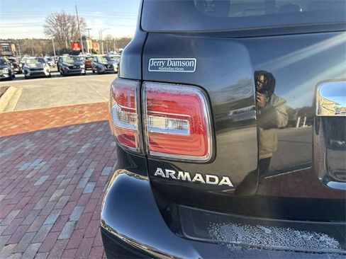 Used 2018 Nissan Armada SL w/ Premium Package image 10