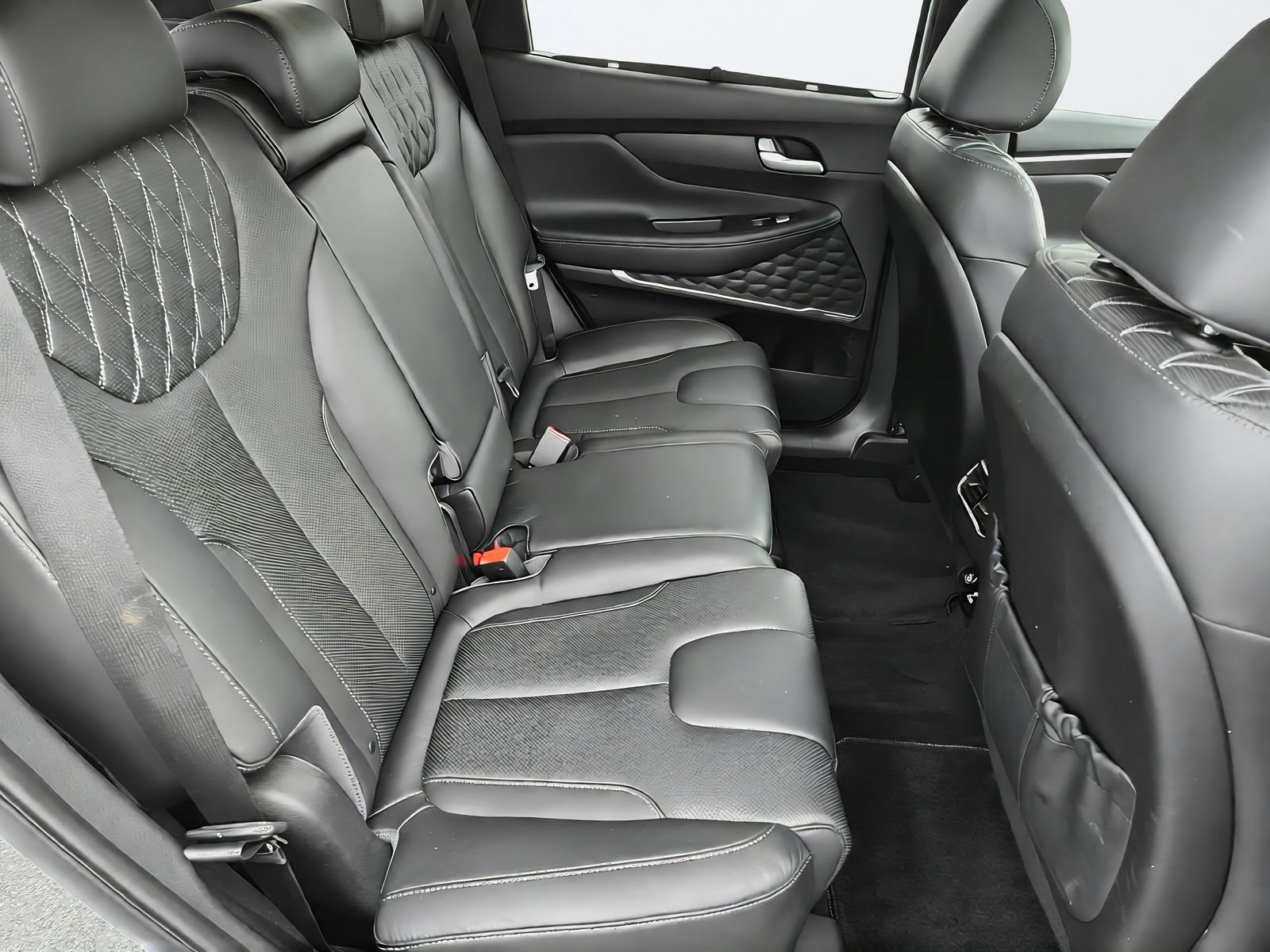 Used 2023 Hyundai Santa Fe Calligraphy AWD/4WD image 30