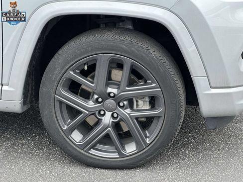 Used 2024 Jeep Compass Limited w/ High Altitude Package AWD/4WD image 7