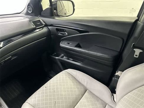 Used 2019 Honda Passport Elite image 13