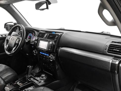 Used 2019 Toyota 4Runner Limited AWD/4WD image 19