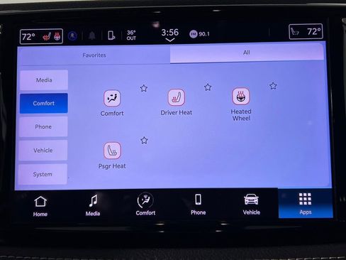 Used 2023 Chrysler Pacifica Touring-L image 21