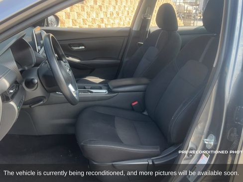 Used 2024 Nissan Sentra SV FWD image 11