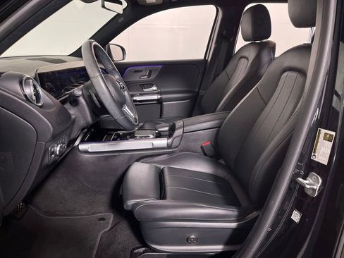 Used 2023 Mercedes-Benz EQB 300 4MATIC image 12