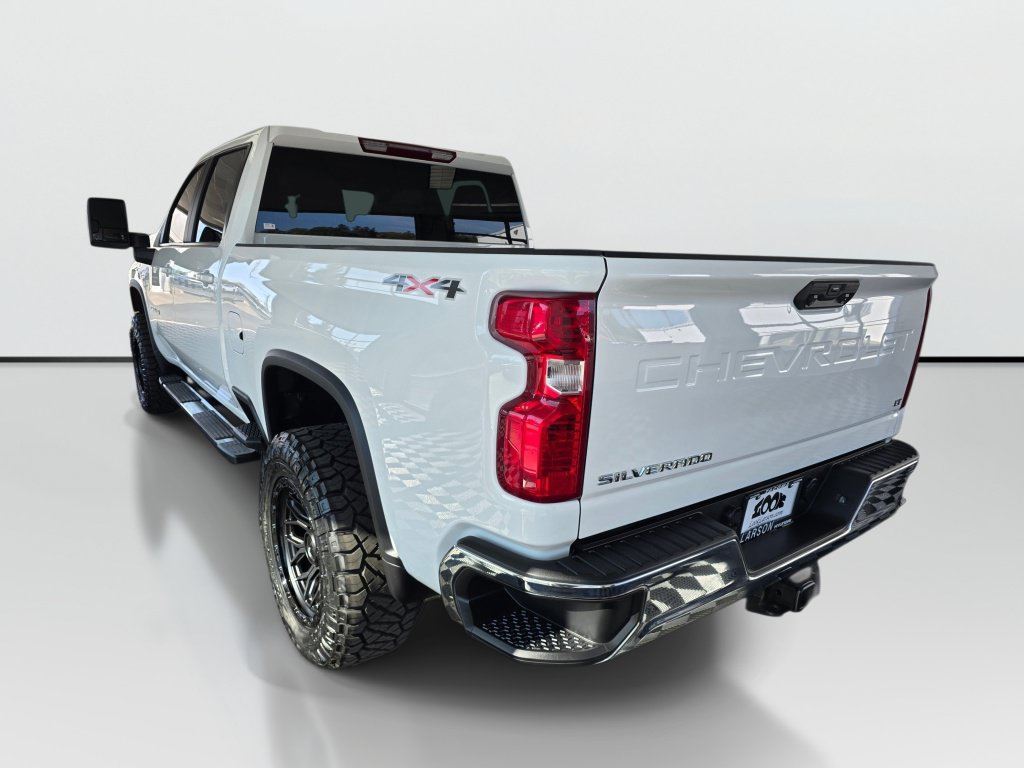 Used 2025 Chevrolet Silverado 2500 LT w/ Convenience Package AWD/4WD image 3