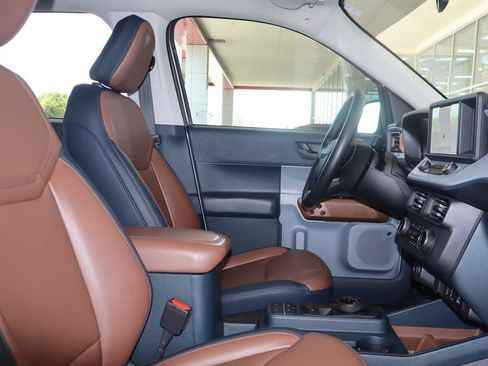 Used 2023 Ford Maverick Lariat w/ Lariat Luxury Package AWD/4WD image 40