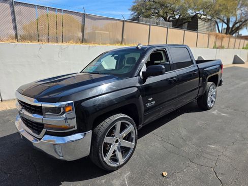 Used 2018 Chevrolet Silverado 1500 LT w/ Texas Edition RWD image 1