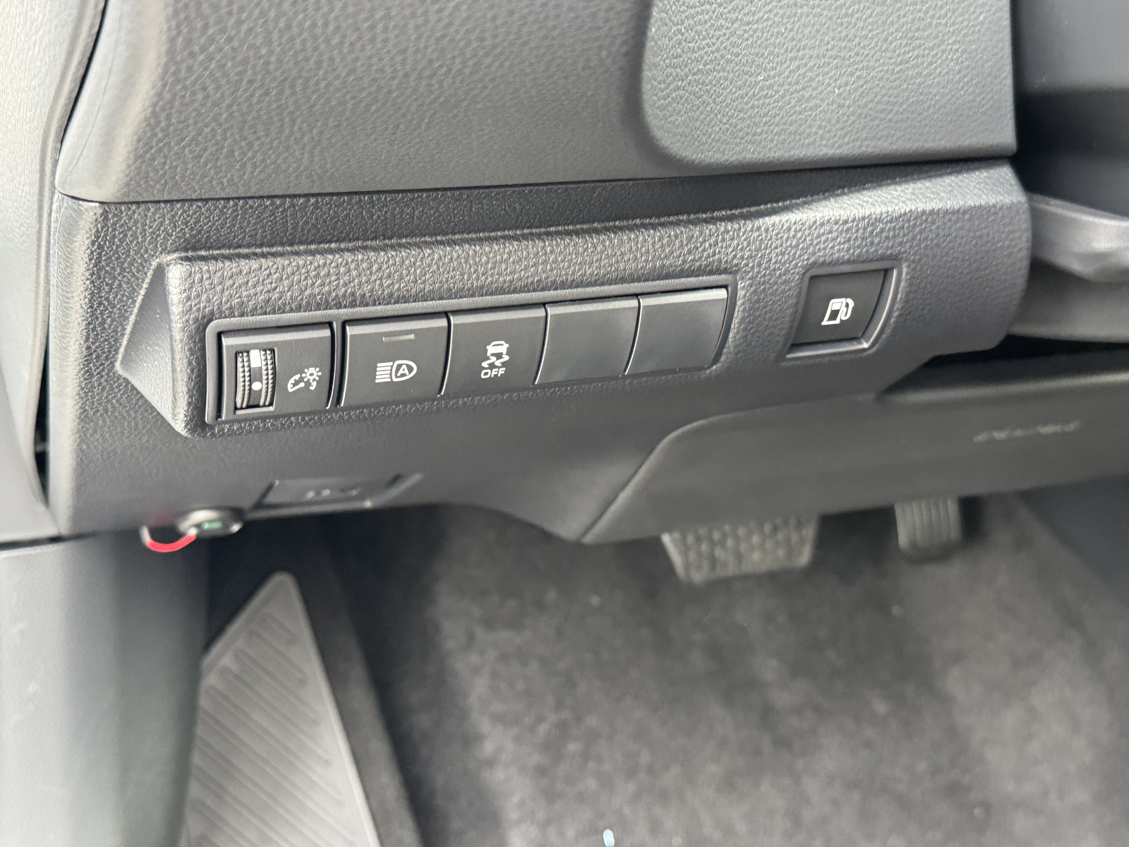 New 2027 Toyota Corolla SE FWD image 17