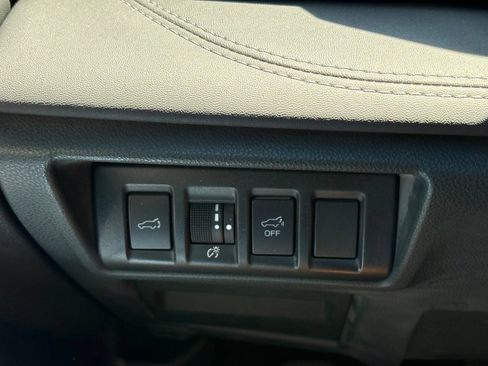 Used 2020 Subaru Outback Limited w/ Popular Package #2 AWD/4WD image 17