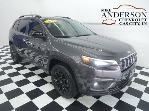 Used 2022 Jeep Cherokee Latitude Lux w/ Sun & Sound Group AWD/4WD image 1