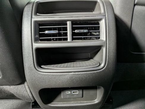 Used 2023 Cadillac XT5 Luxury w/ LPO, Floor Liner Package AWD/4WD image 26