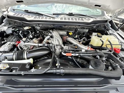 Used 2024 Ford F450 Platinum w/ FX4 Off-Road Package image 10