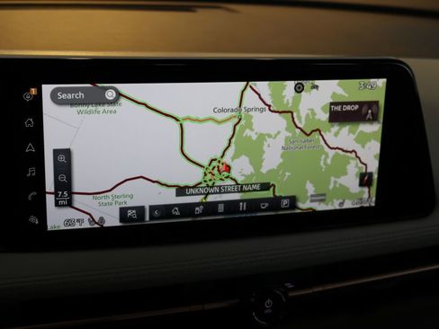 Used 2023 Nissan Ariya AWD image 52