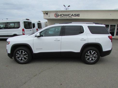Used 2023 GMC Acadia SLT image 10