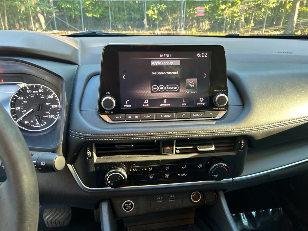 Used 2021 Nissan Rogue S FWD image 18