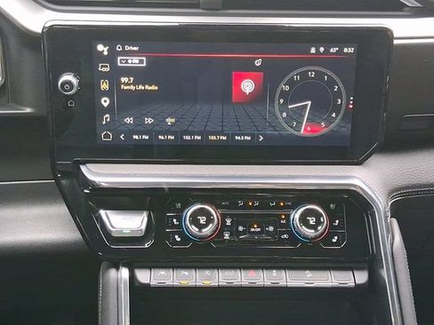 Used 2025 GMC Sierra 1500 Denali AWD/4WD image 22