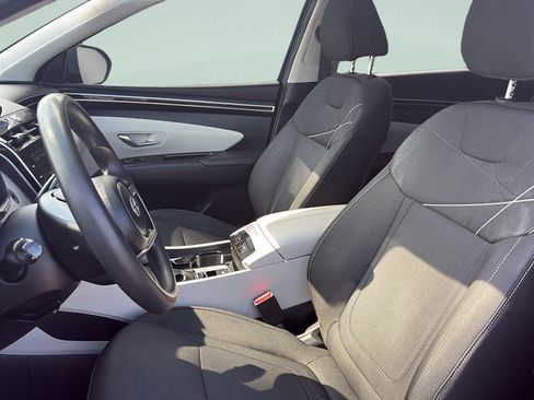 Used 2022 Hyundai Tucson SEL FWD image 9