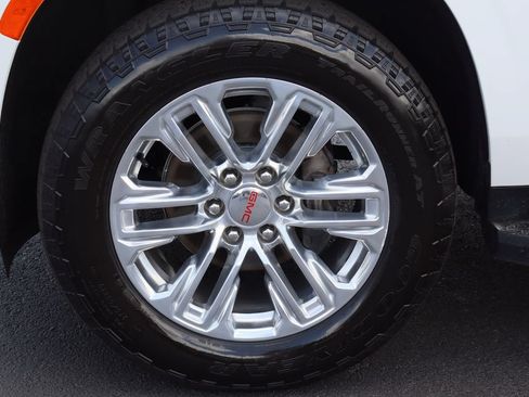 Certified 2021 GMC Yukon SLT w/ SLT Luxury Plus Package RWD image 37